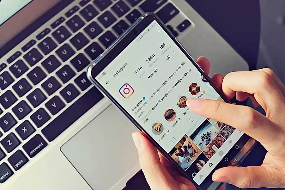 Bizi Takip Et!